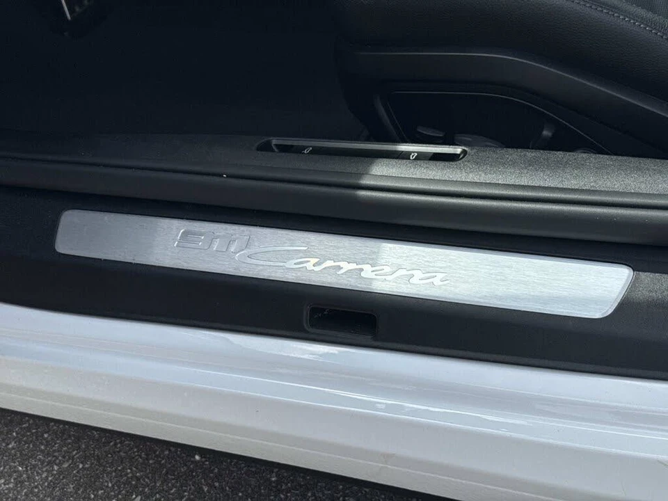 2025 Porsche 992 Carrera - Image 15 of 31
