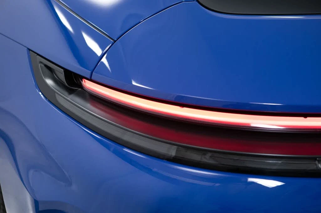 2025 Porsche 992 Carrera - Image 18 of 31