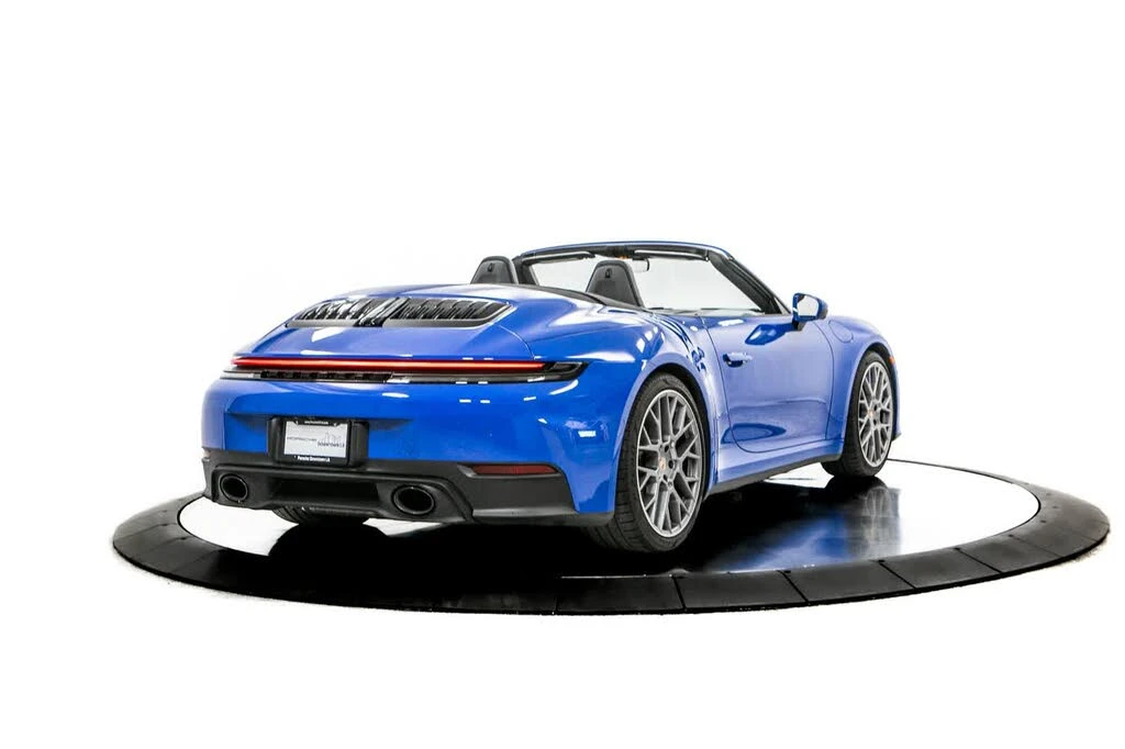 2025 Porsche 992 Carrera - Image 7 of 31