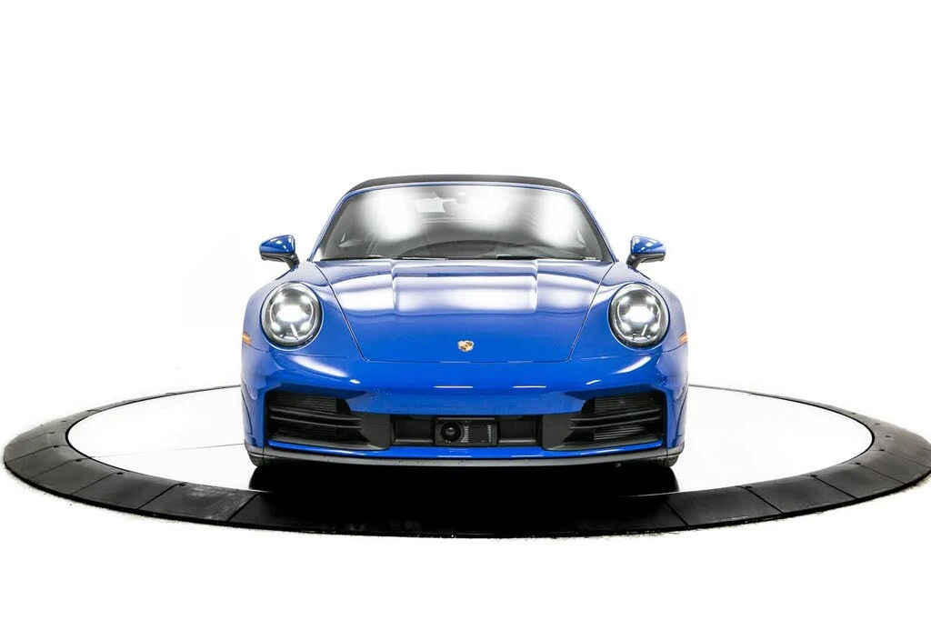 2025 Porsche 992 Carrera - Image 10 of 31