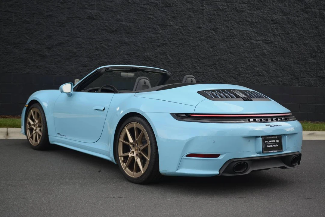 2025 Porsche 992 Carrera - Image 3 of 5