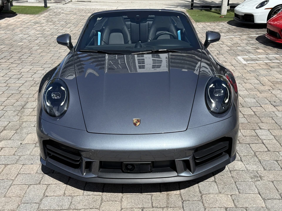 2025 Porsche 992 Carrera - Image 3 of 26
