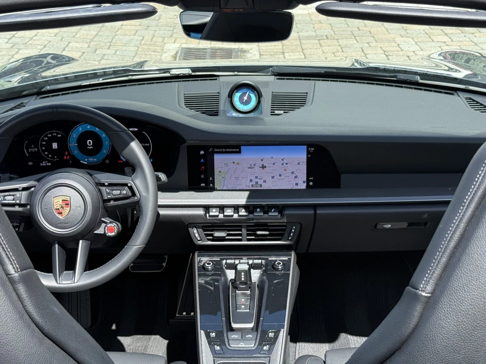 2025 Porsche 992 Carrera - Image 17 of 26
