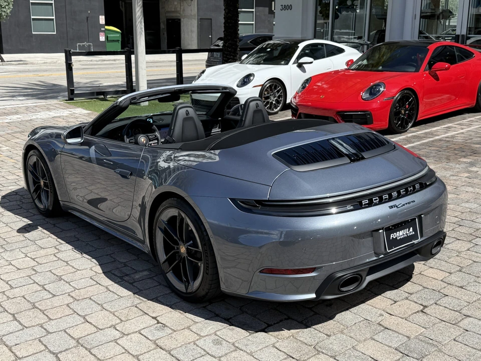 2025 Porsche 992 Carrera - Image 6 of 26