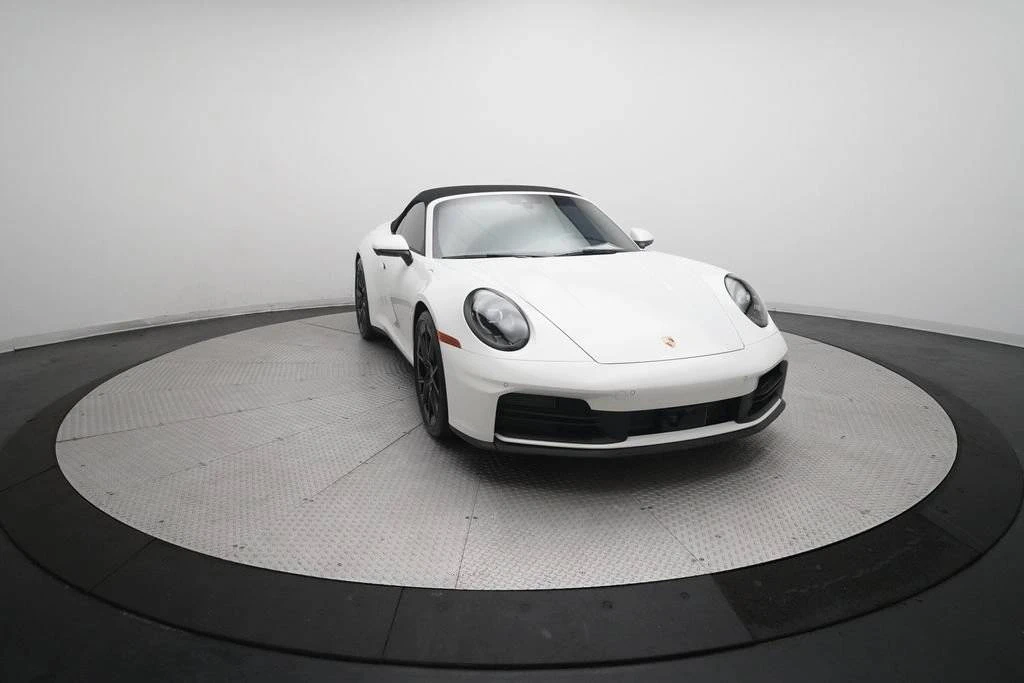 2025 Porsche 992 Carrera - Image 3 of 4