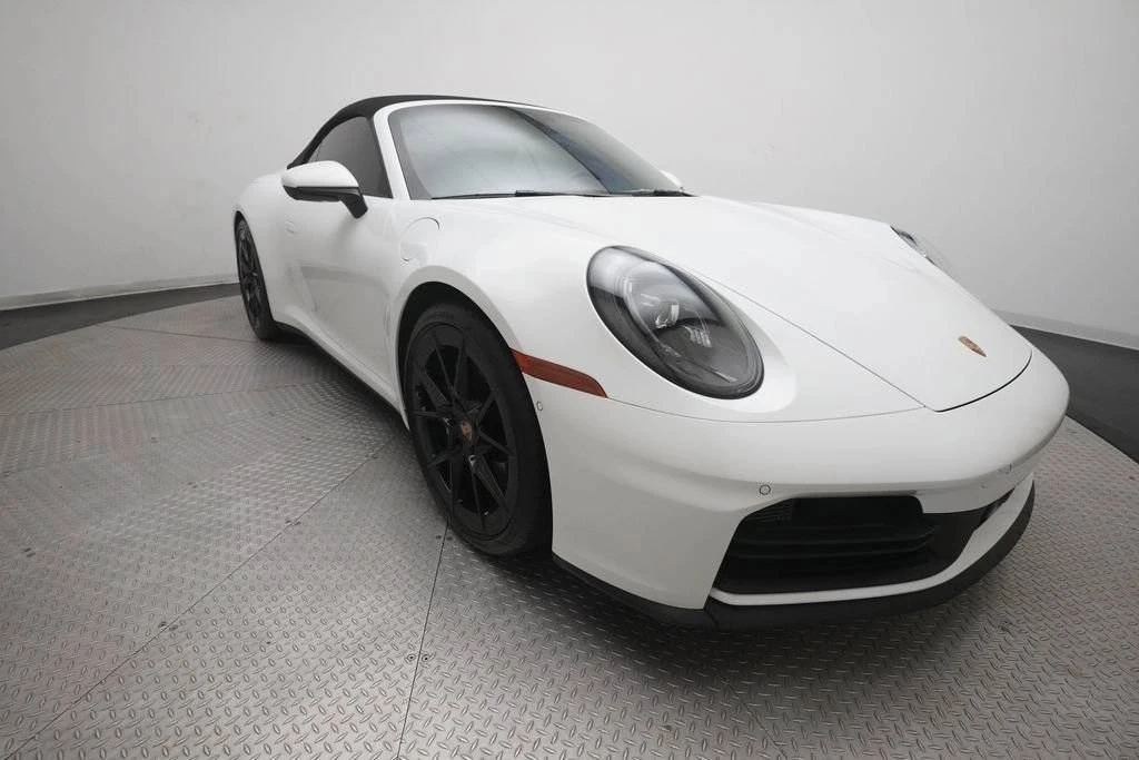 2025 Porsche 992 Carrera - Image 3 of 5