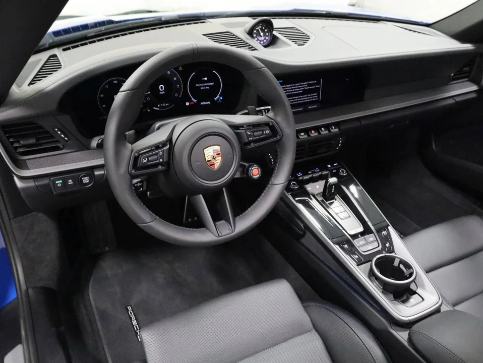 2025 Porsche 992 Carrera - Image 4 of 5