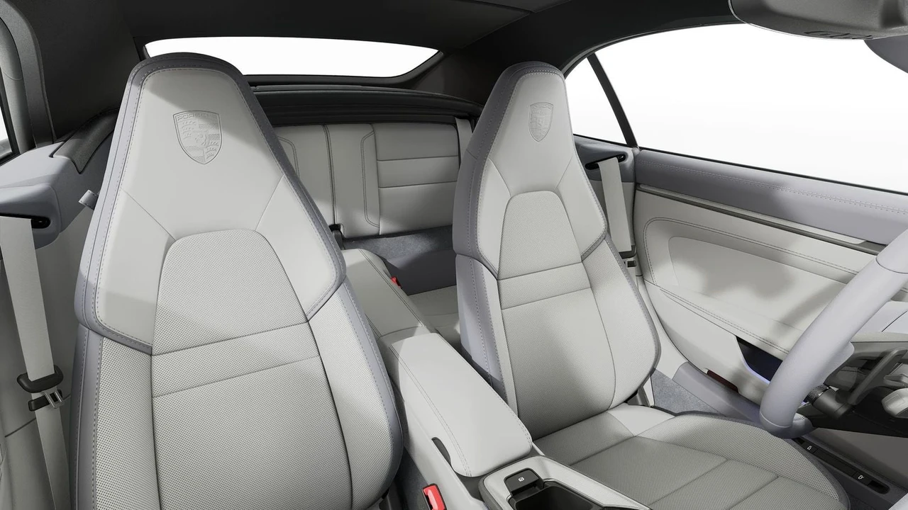 2025 Porsche 992 Carrera - Image 6 of 6