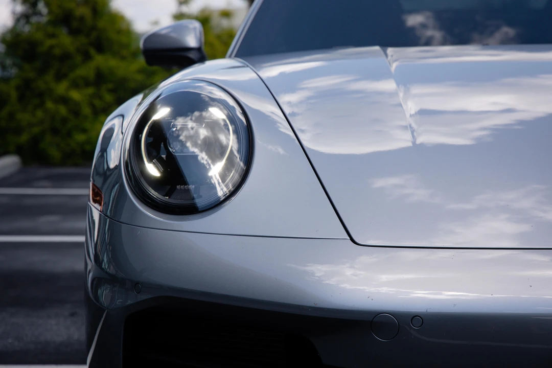 2025 Porsche 992 Carrera - Image 18 of 31