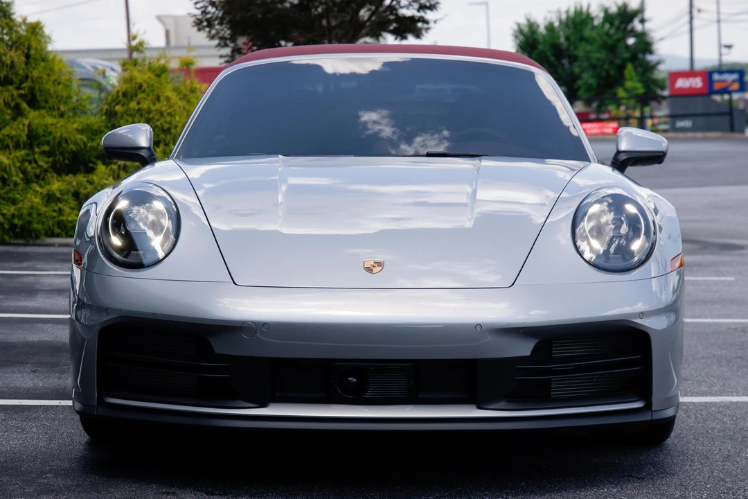 2025 Porsche 992 Carrera - Image 2 of 31