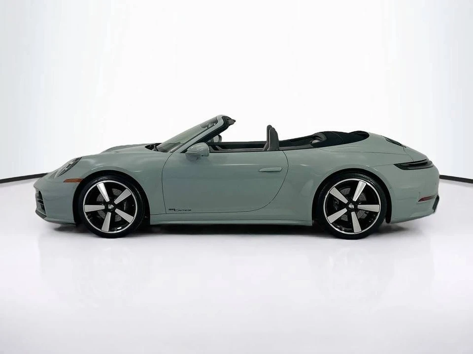 2025 Porsche 992 Carrera - Image 2 of 4