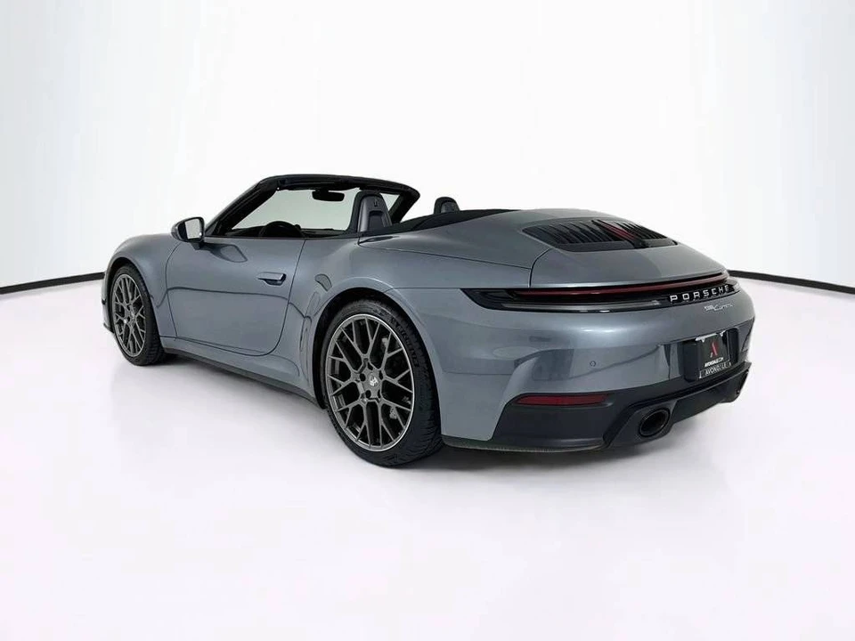 2025 Porsche 992 Carrera - Image 3 of 4