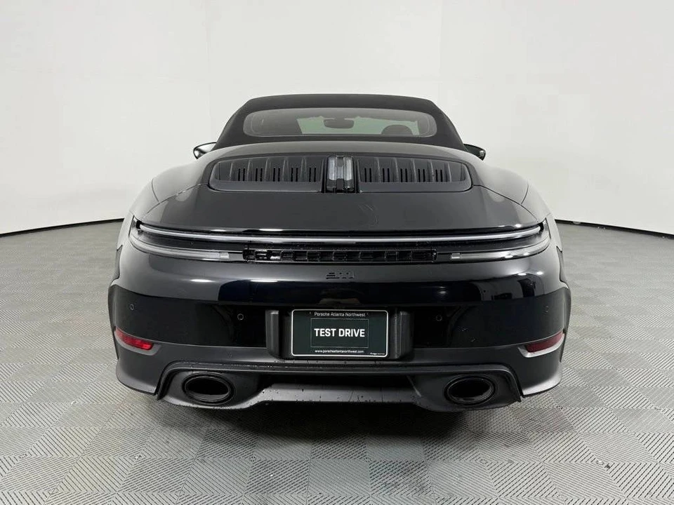2025 Porsche 992 Carrera - Image 4 of 5