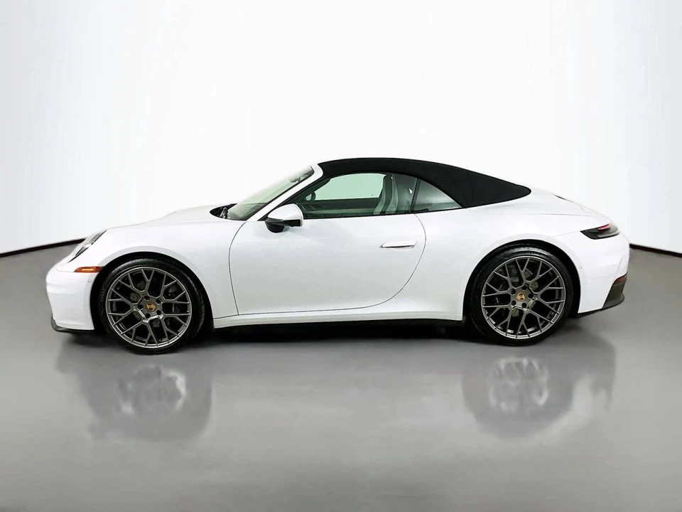 2025 Porsche 992 Carrera - Image 2 of 5