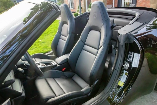 2025 Porsche 992 Carrera - Image 4 of 7