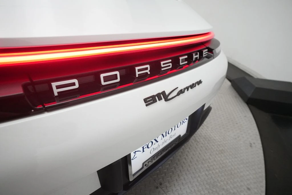 2025 Porsche 992 Carrera - Image 29 of 31