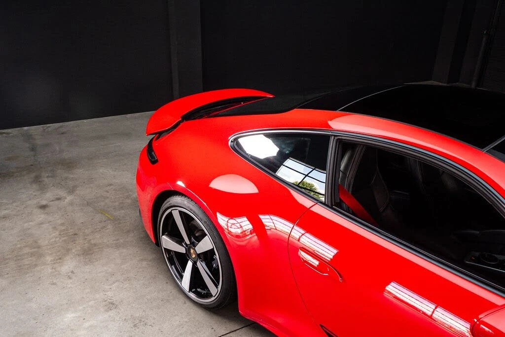 2025 Porsche 992 Carrera - Image 20 of 31