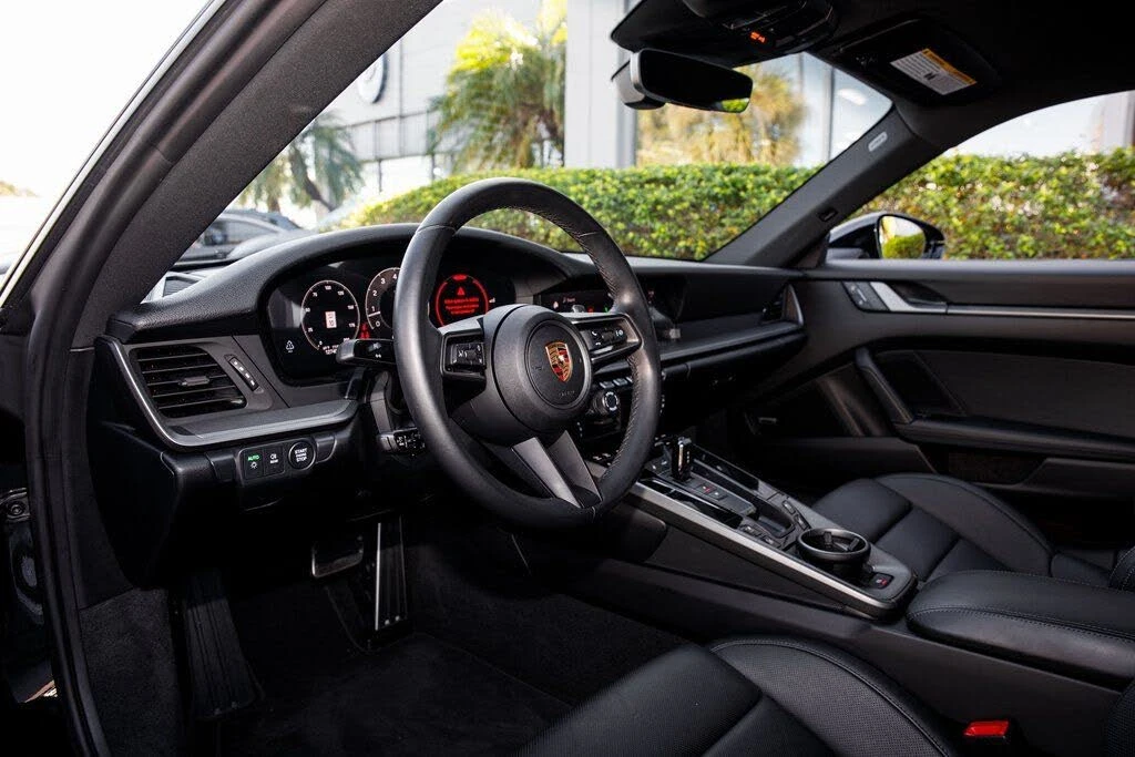 2025 Porsche 992 Carrera - Image 20 of 31