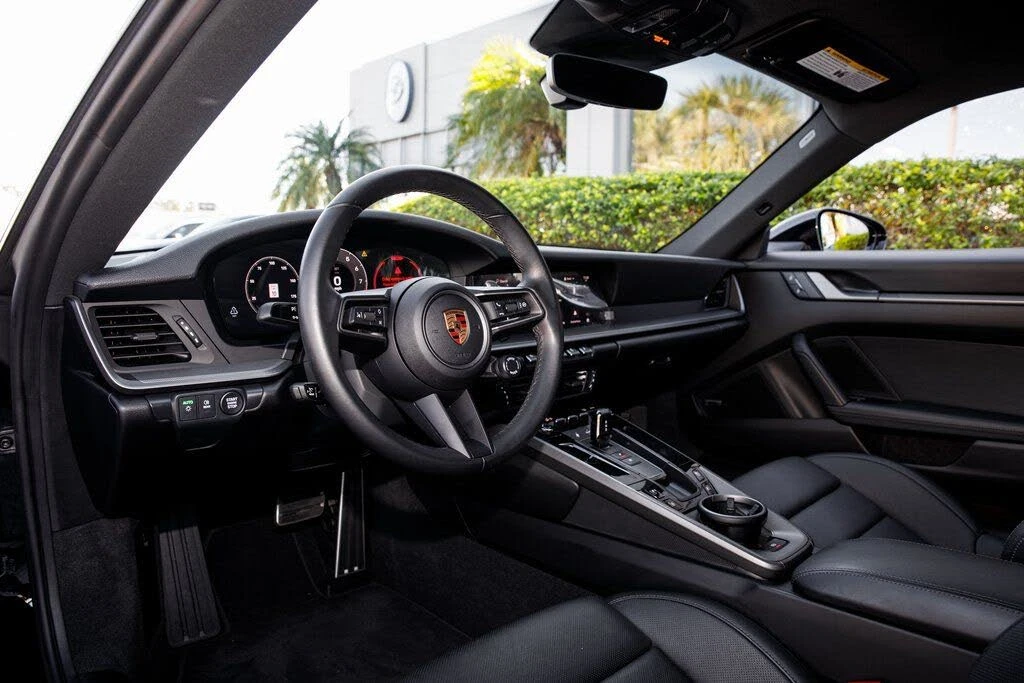 2025 Porsche 992 Carrera - Image 22 of 31