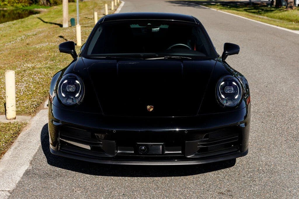 2025 Porsche 992 Carrera - Image 8 of 31