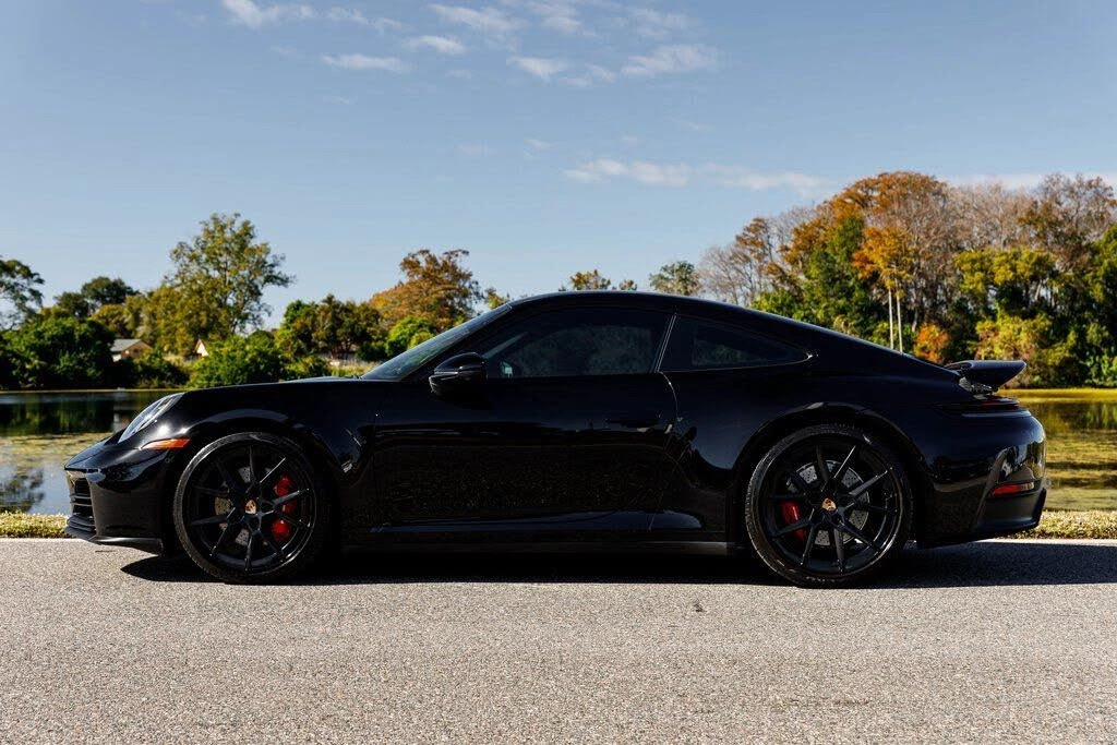 2025 Porsche 992 Carrera - Image 6 of 31