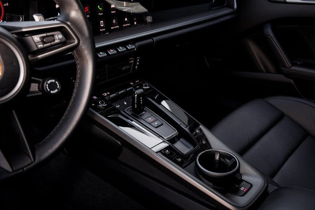 2025 Porsche 992 Carrera - Image 21 of 31