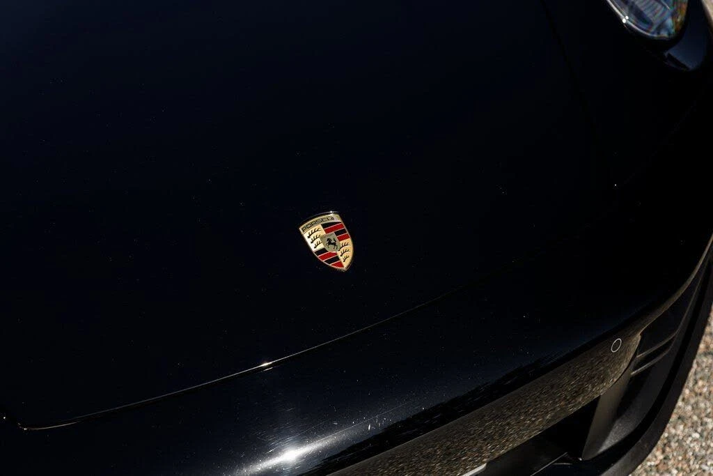 2025 Porsche 992 Carrera - Image 12 of 31