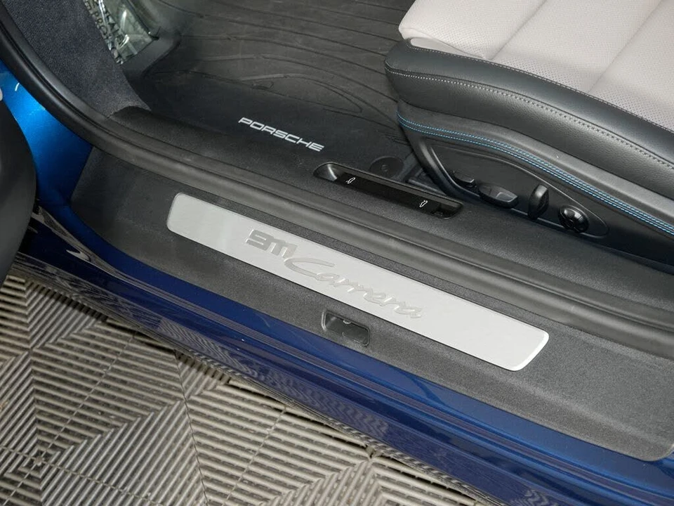 2025 Porsche 992 Carrera - Image 23 of 31