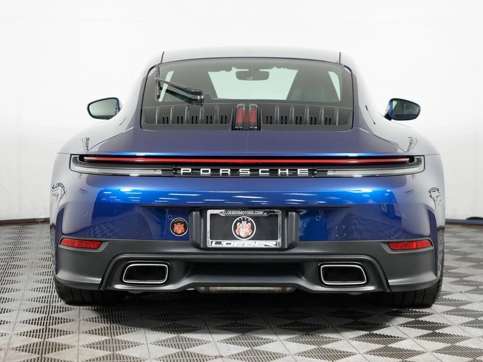 2025 Porsche 992 Carrera - Image 6 of 31