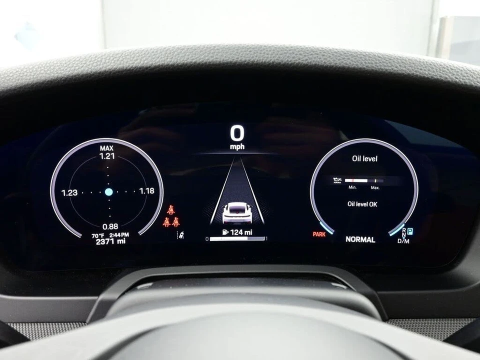 2025 Porsche 992 Carrera - Image 9 of 28