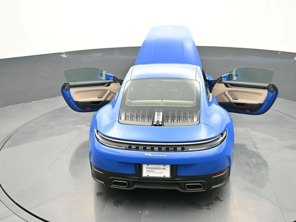 2025 Porsche 992 Carrera - Image 23 of 28
