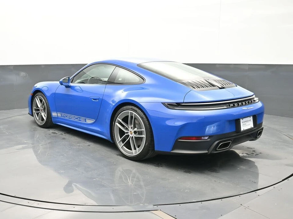 2025 Porsche 992 Carrera - Image 3 of 28