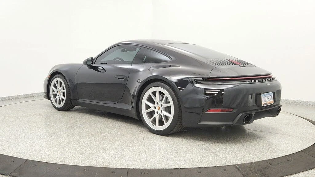 2025 Porsche 992 Carrera - Image 3 of 31