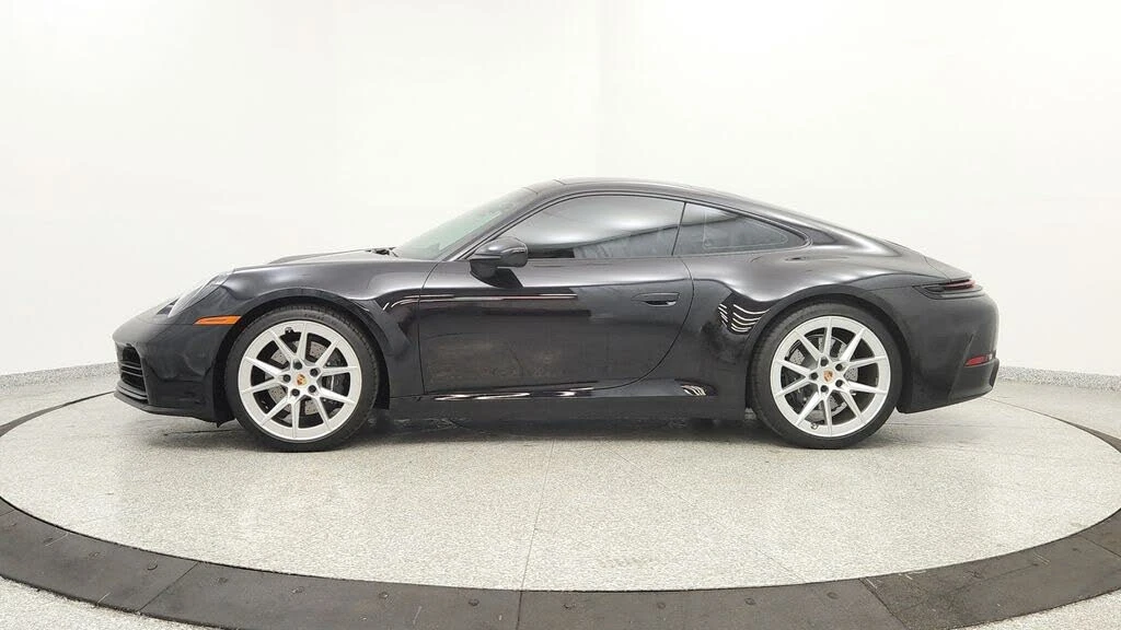2025 Porsche 992 Carrera - Image 2 of 31