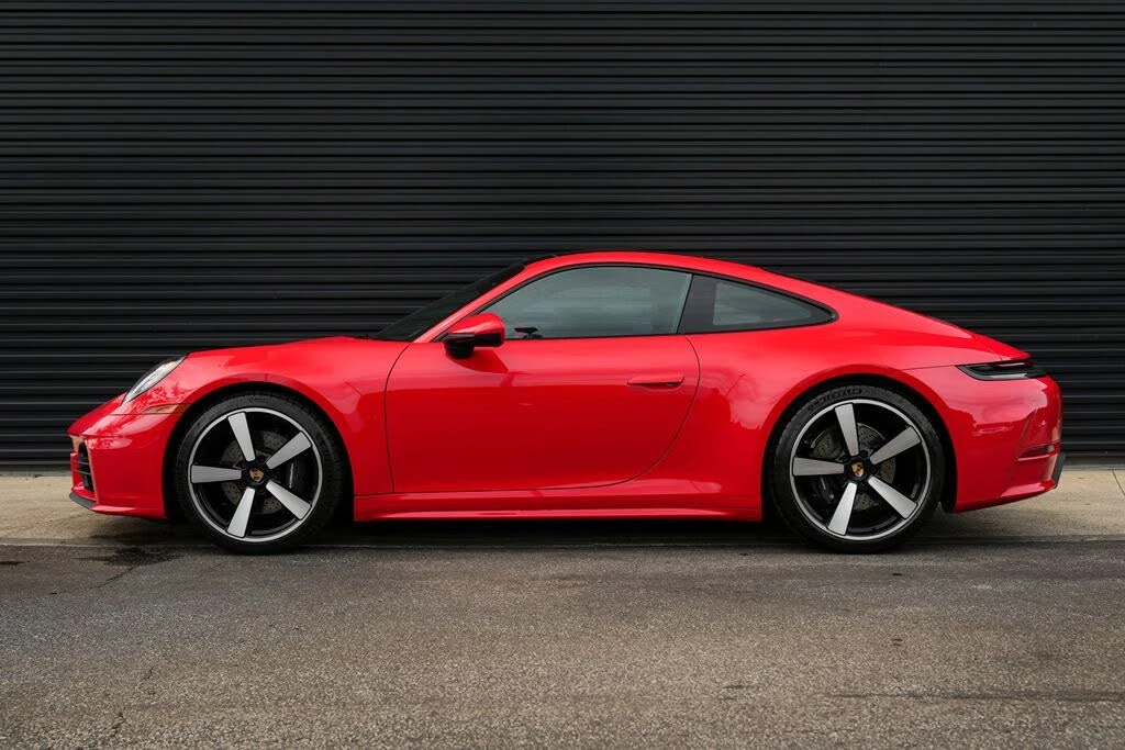 2025 Porsche 992 Carrera - Image 2 of 31