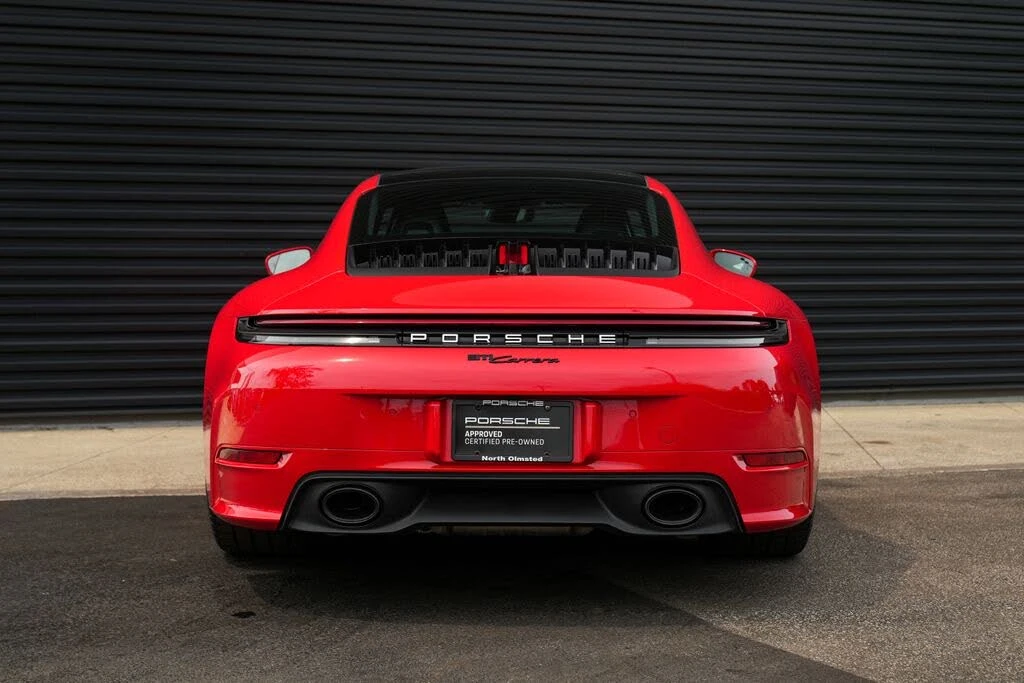 2025 Porsche 992 Carrera - Image 14 of 31