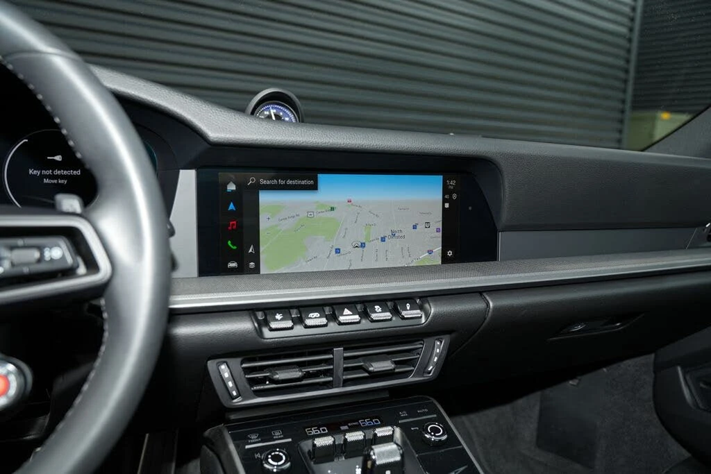 2025 Porsche 992 Carrera - Image 24 of 31