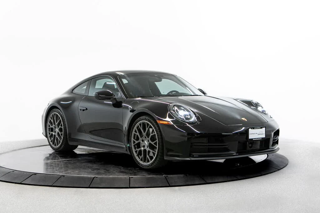 2025 Porsche 992 Carrera - Image 9 of 31
