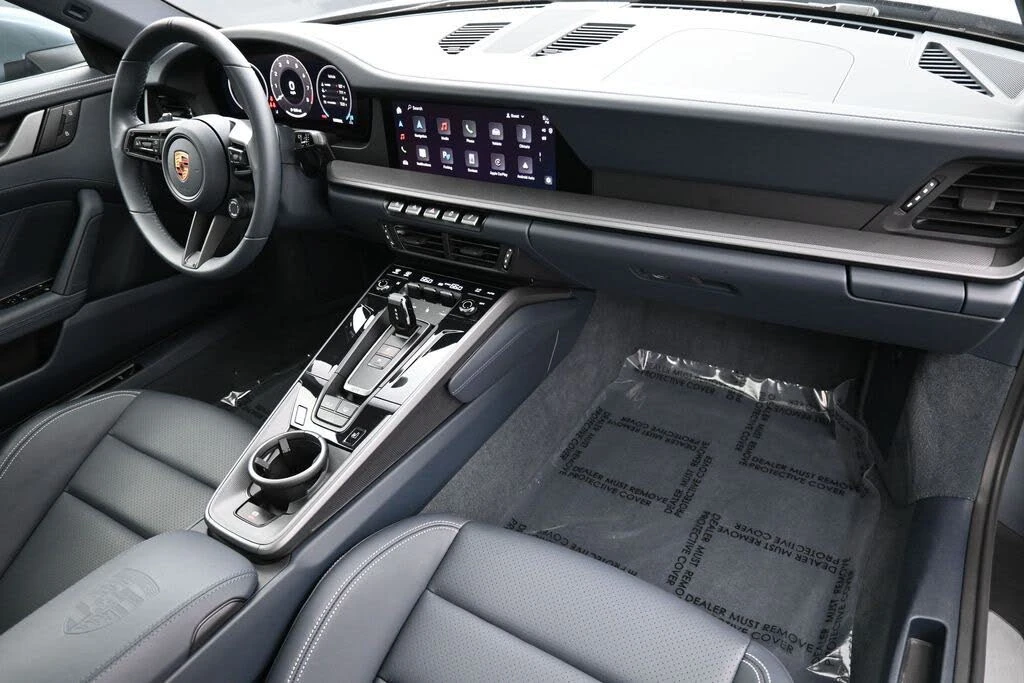 2025 Porsche 992 Carrera - Image 29 of 31