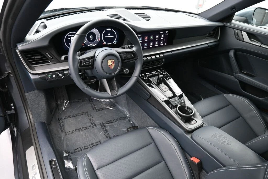 2025 Porsche 992 Carrera - Image 4 of 31