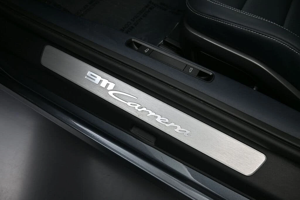 2025 Porsche 992 Carrera - Image 24 of 31