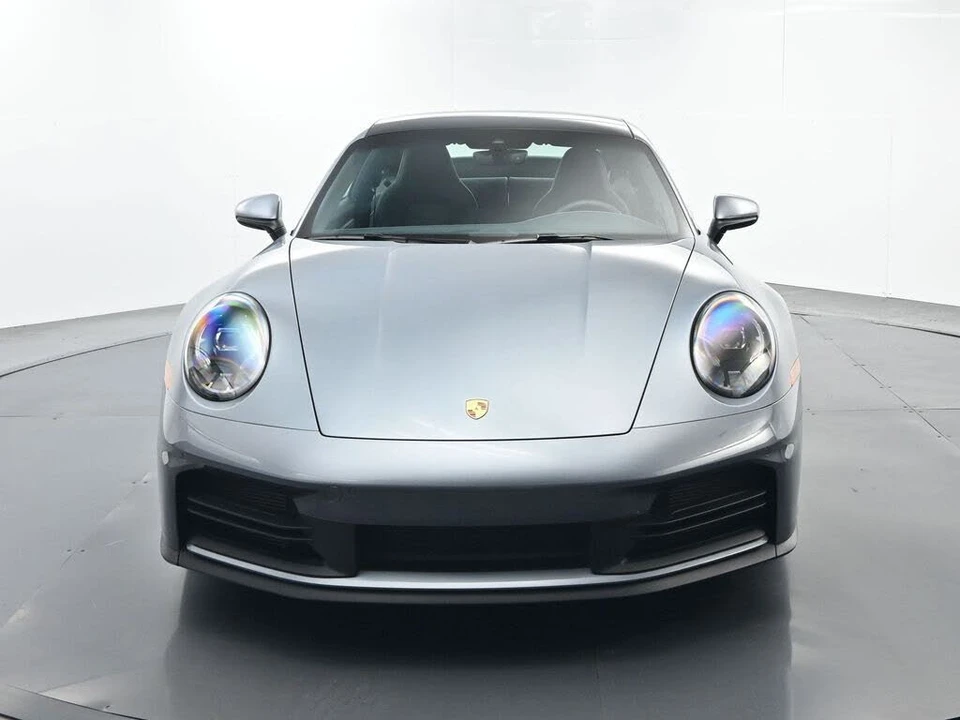 2025 Porsche 992 Carrera - Image 18 of 31