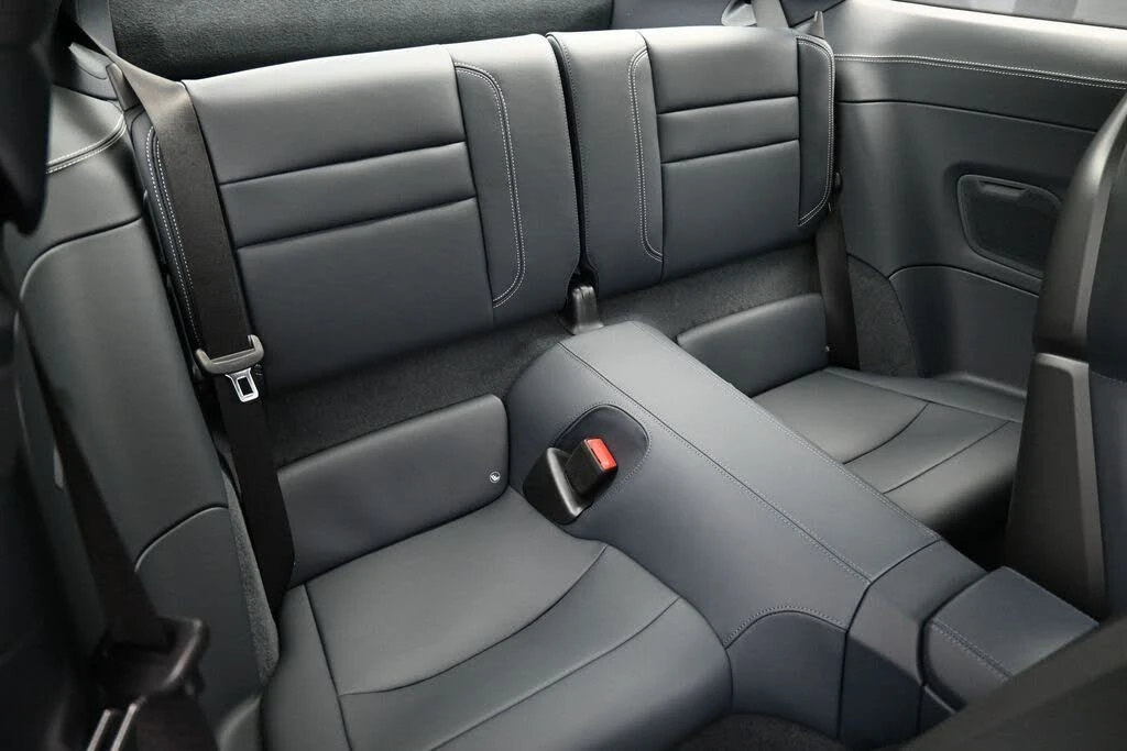 2025 Porsche 992 Carrera - Image 26 of 31