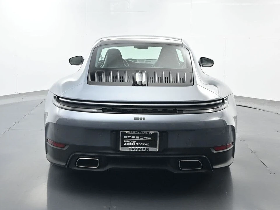 2025 Porsche 992 Carrera - Image 13 of 31