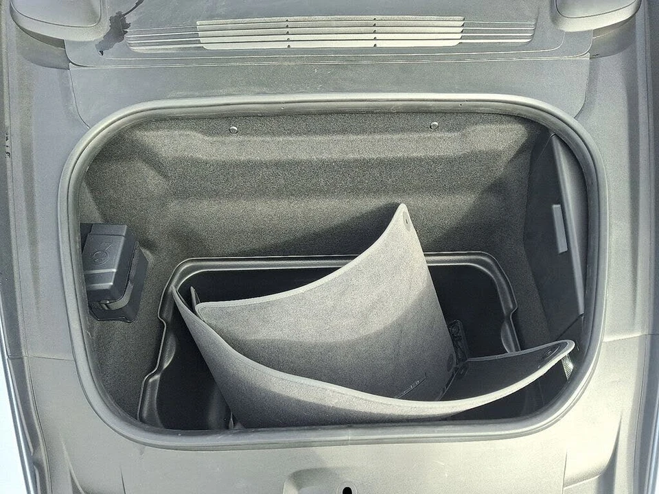 2025 Porsche 992 Carrera - Image 31 of 31