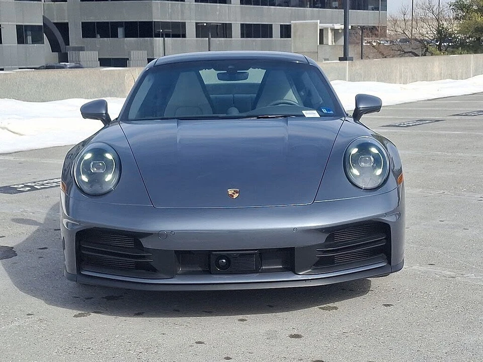 2025 Porsche 992 Carrera - Image 6 of 31