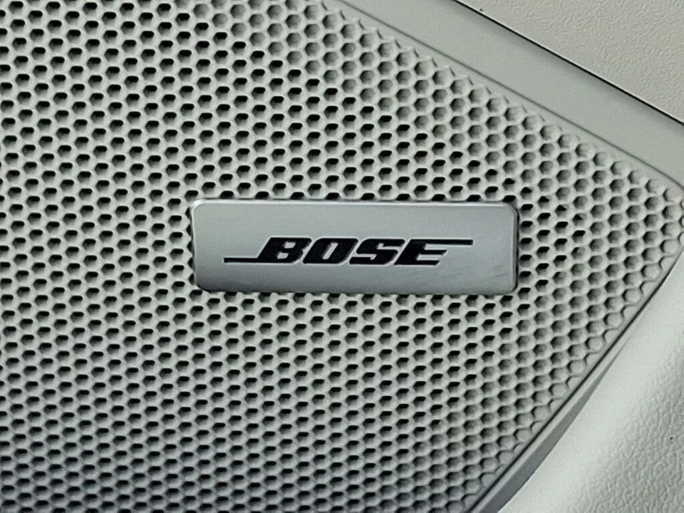 2025 Porsche 992 Carrera - Image 29 of 31