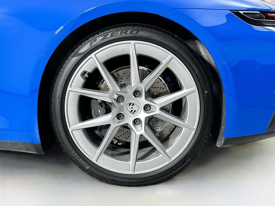 2025 Porsche 992 Carrera - Image 31 of 31