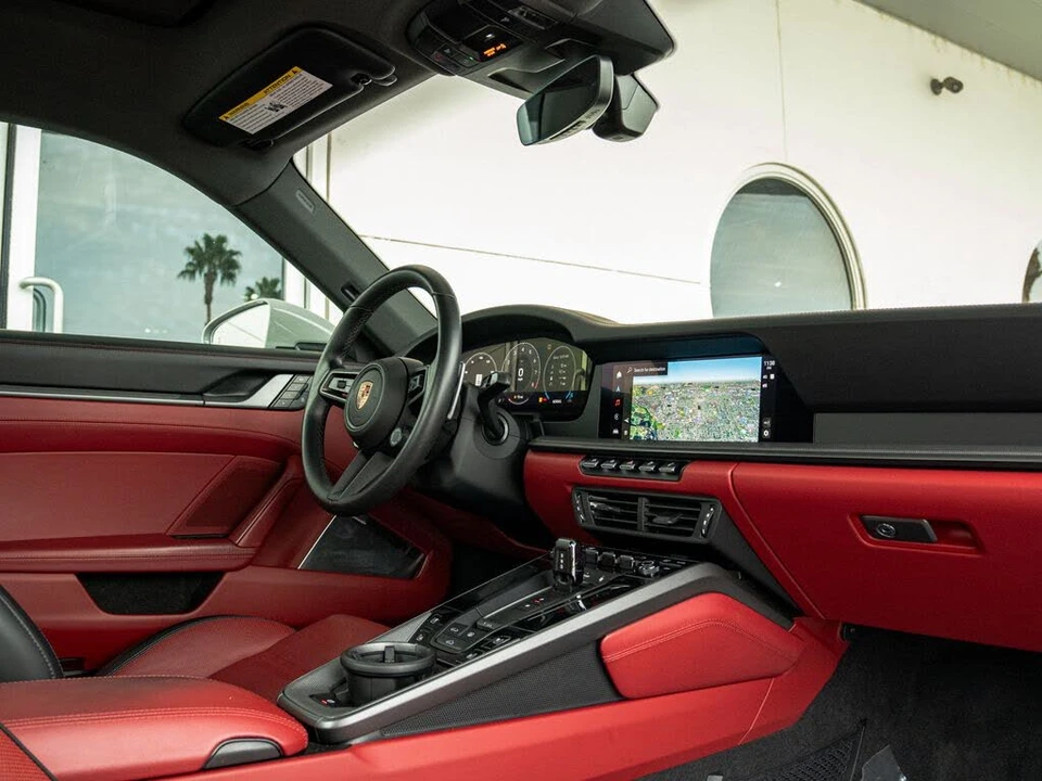 2025 Porsche 992 Carrera - Image 26 of 29