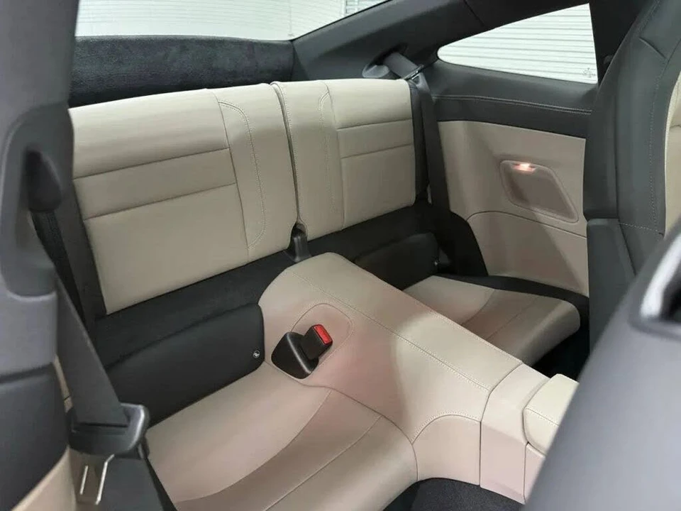 2025 Porsche 992 Carrera - Image 17 of 31